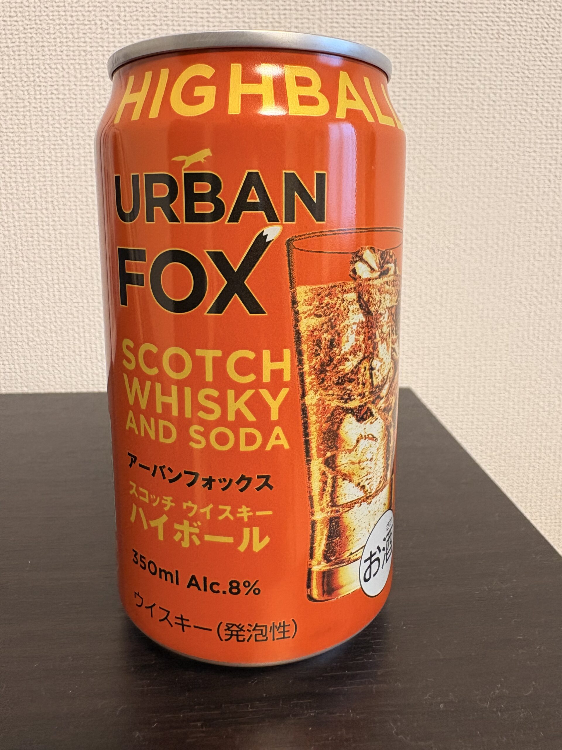 アーバンフォックス ハイボール缶 パッケージ正面（HIGHBALL URBAN FOX SCOTCH WHISKY AND SODA）