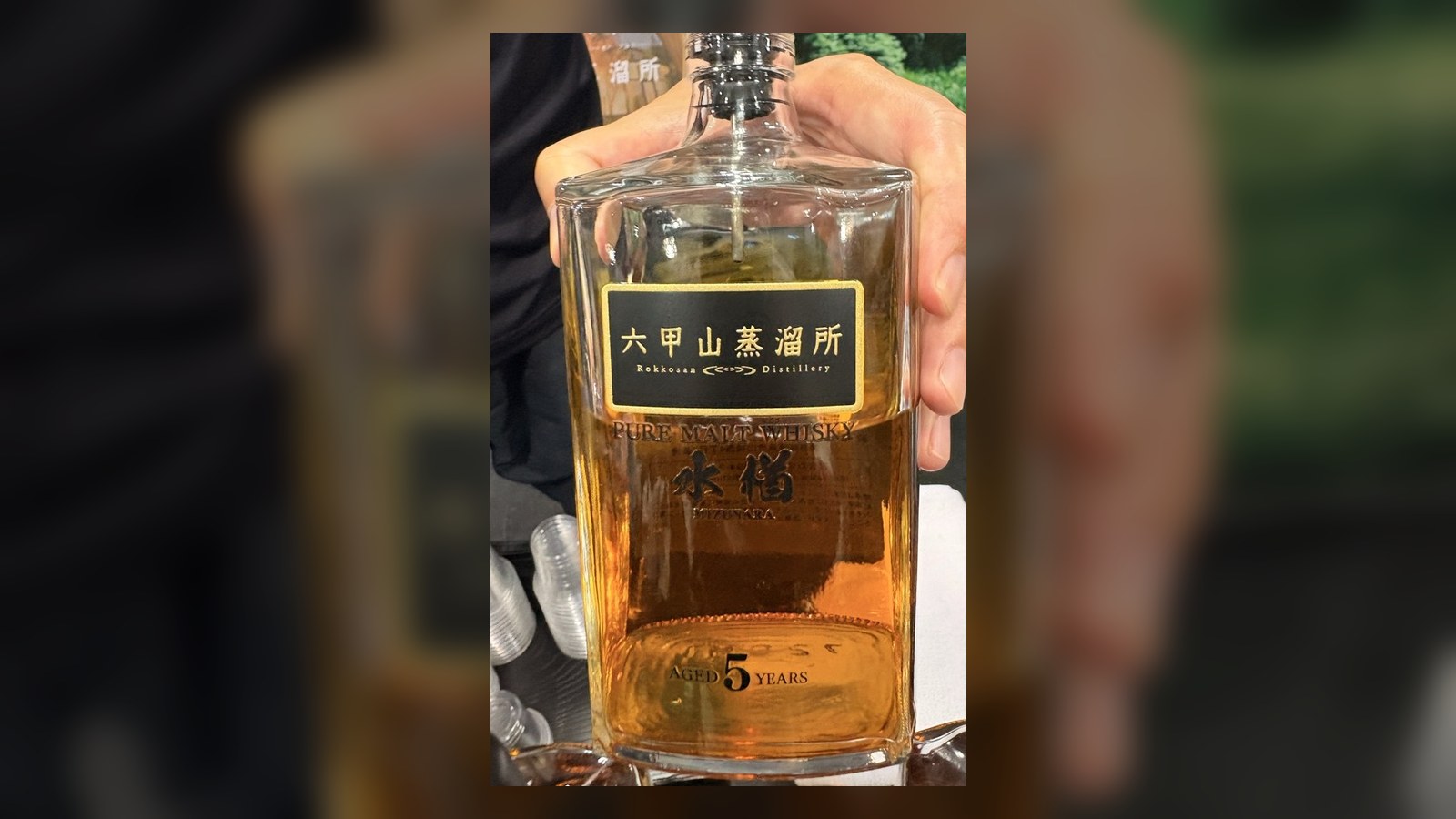 六甲山蒸溜所 ピュアモルトウイスキー 水楢5年のボトル（ウイスキーメッセ2026で撮影）