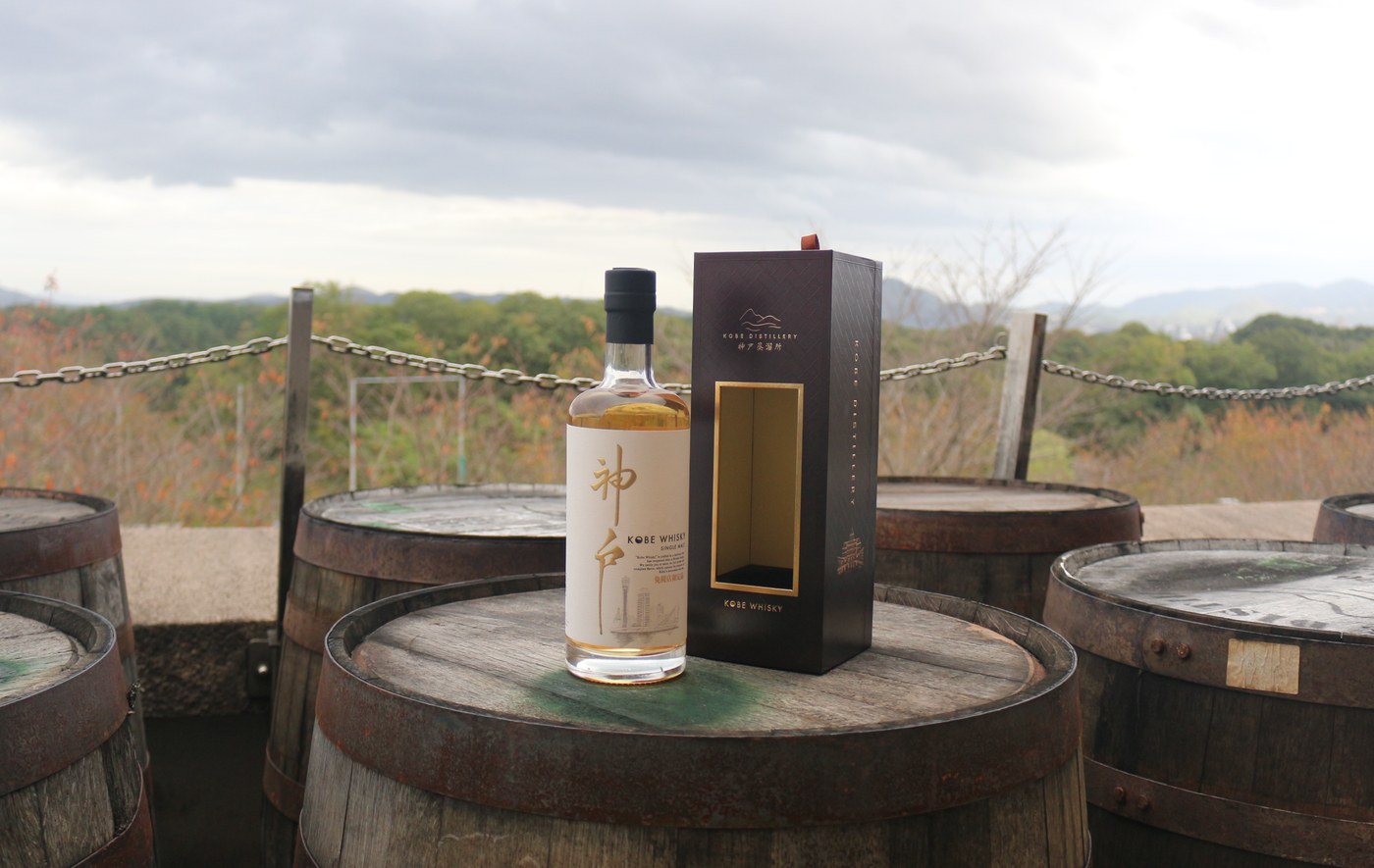 KOBE WHISKY SINGLE MALT 免税店限定品のボトル