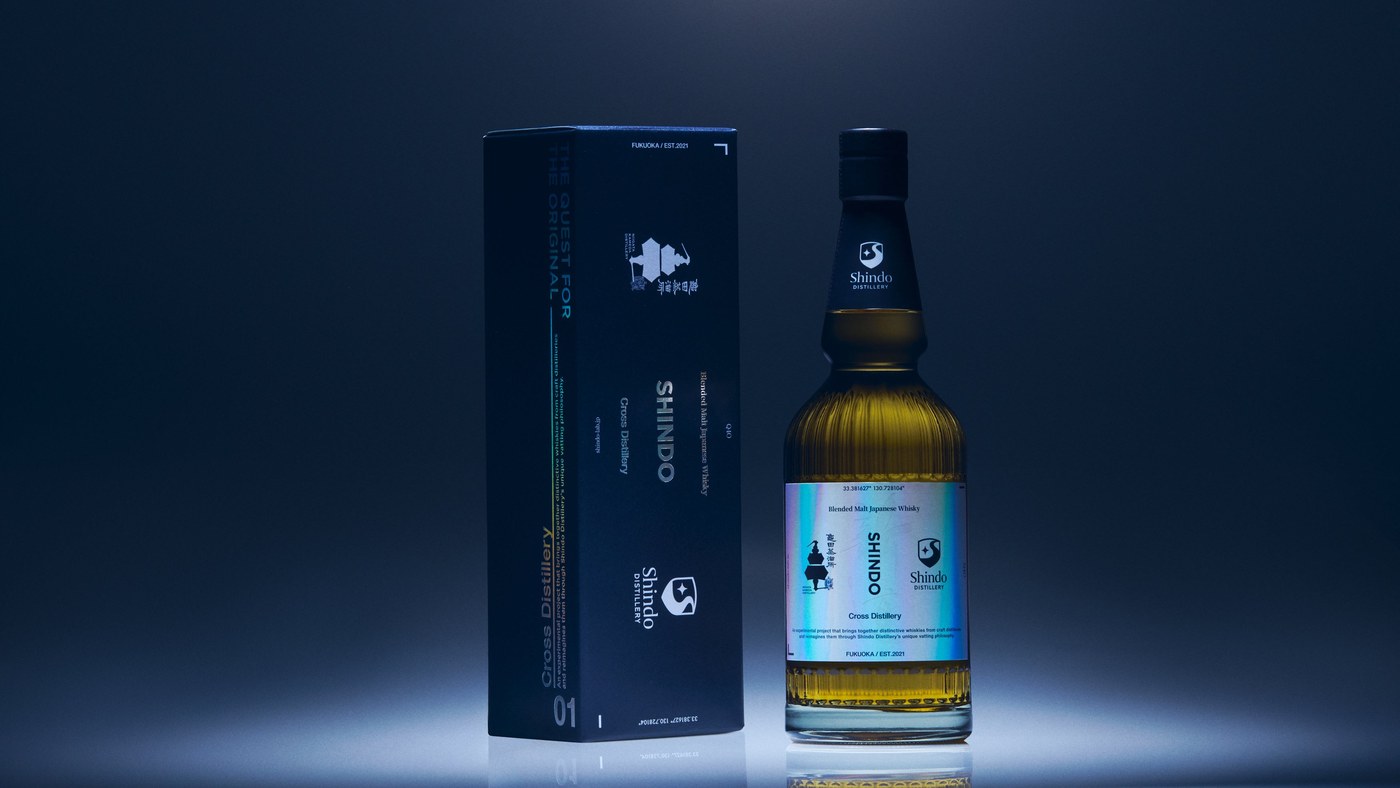 SHINDO Cross Distillery 01のボトルと箱